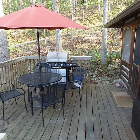 Lake Lucerne Treehouse Eureka Springs Exterior photo